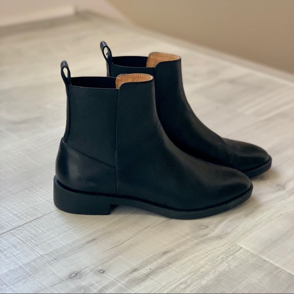 Anthropologie & Other Stories Chelsea Leather Slip On Round Toe Ankle Boots - Picture 6 of 10